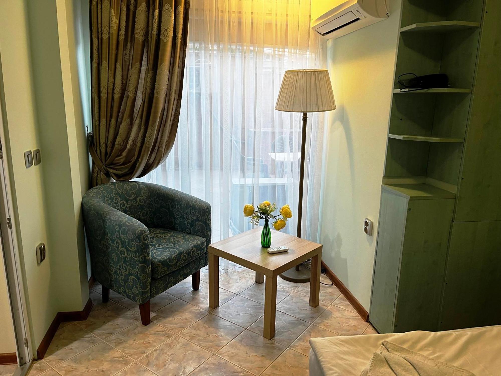 Green Central Apartment Varna Dış mekan fotoğraf